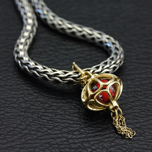 The Red Lanterns (14K Gold)