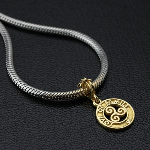 Family Quote (14K Gold)