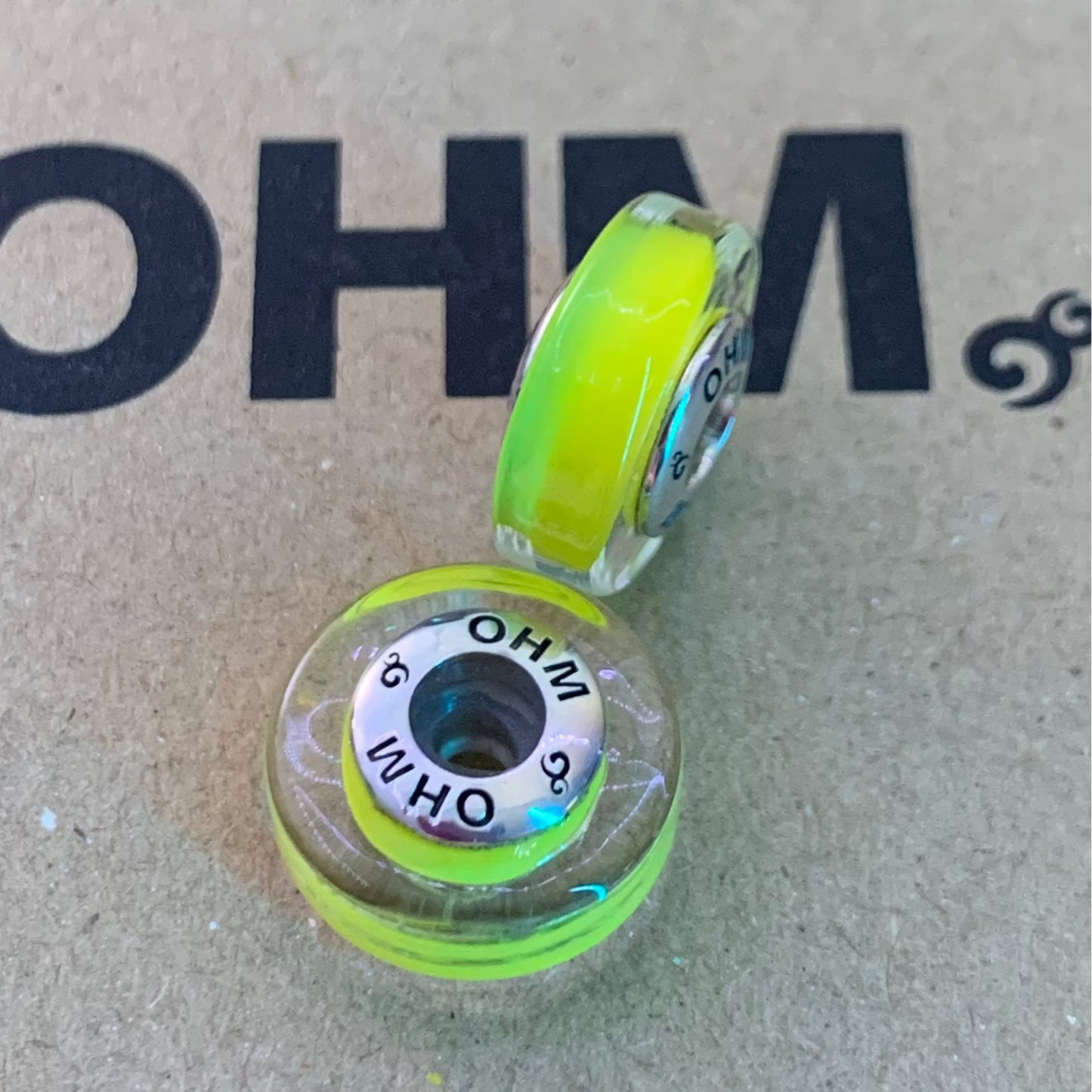 BR25-203 Yellow Slim Glass Stoppers (Pair)