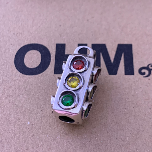 BR25-215 Stop Light BBQ (Open-box)