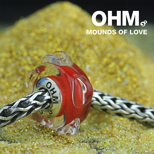 Mounds Of Love - Limited Edition